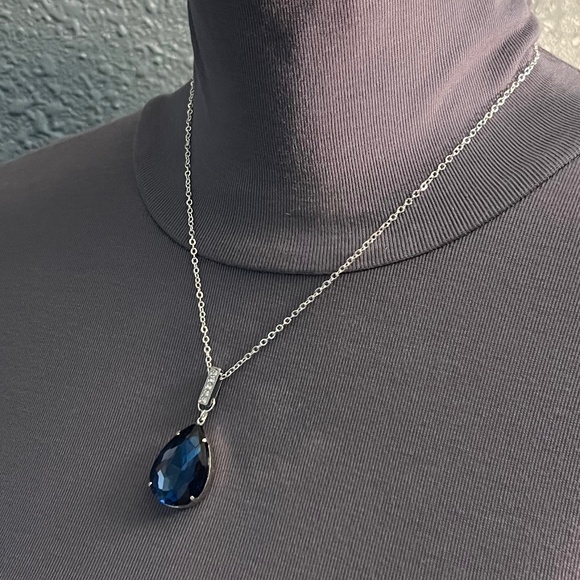 Peaky Blinders Grace Shelby Teardrop Sapphire Necklace, Handmade Replica - Picture 5 of 15